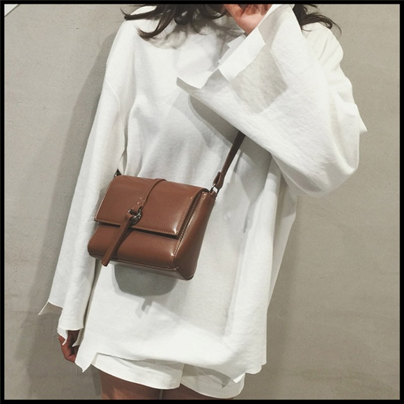 NEW Nantes Crossbody Bag - Picture 2 of 4